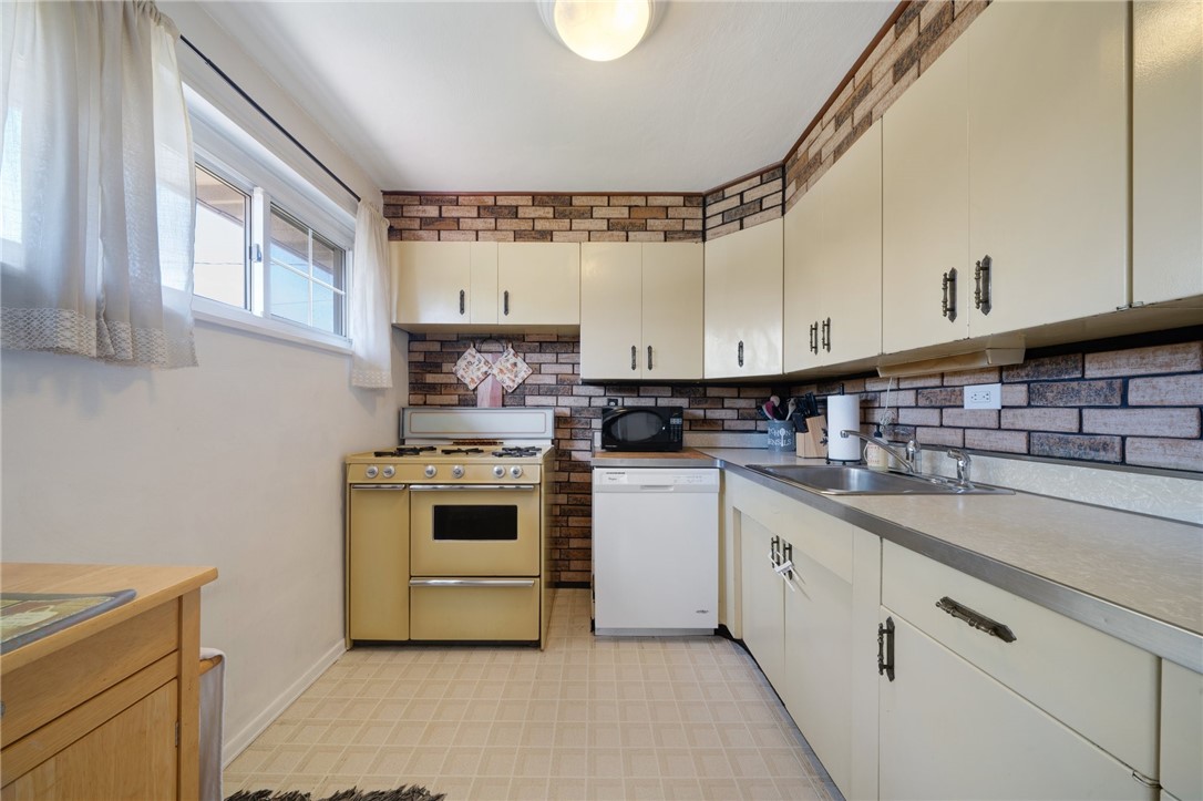 567 Firethorne Drive