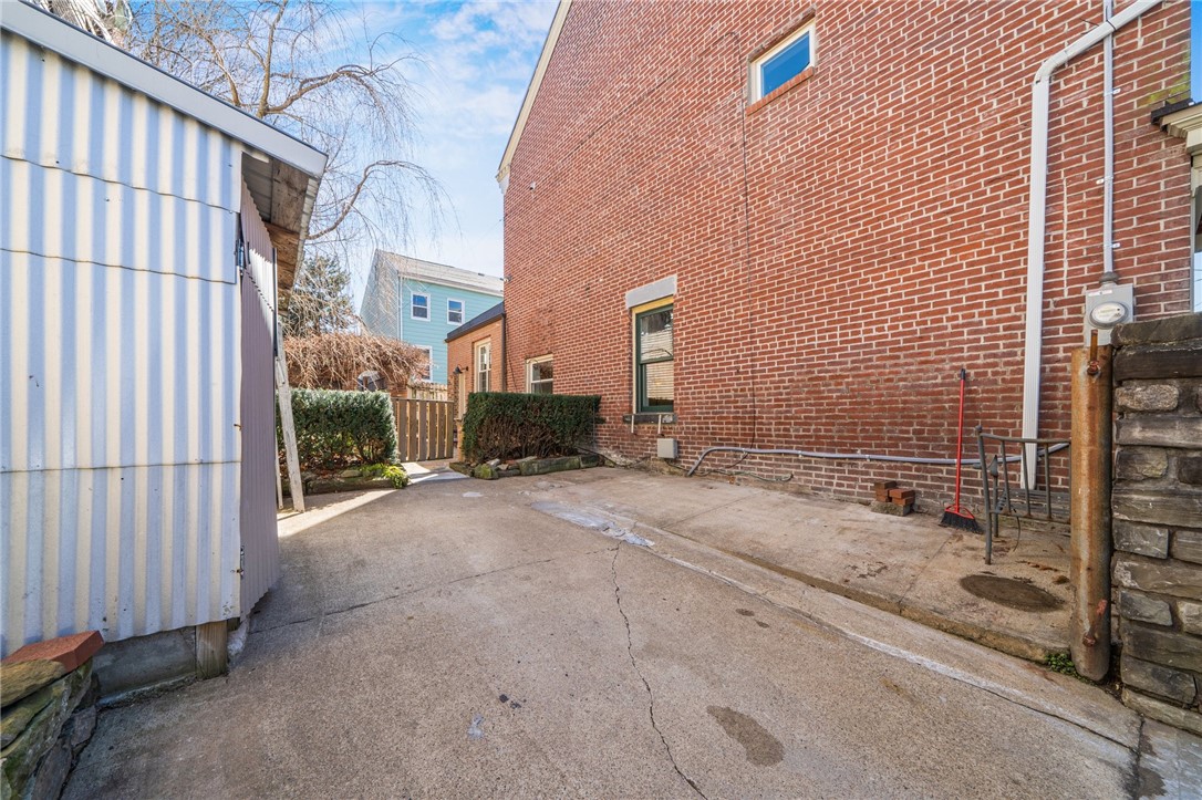 3934 Mintwood Street