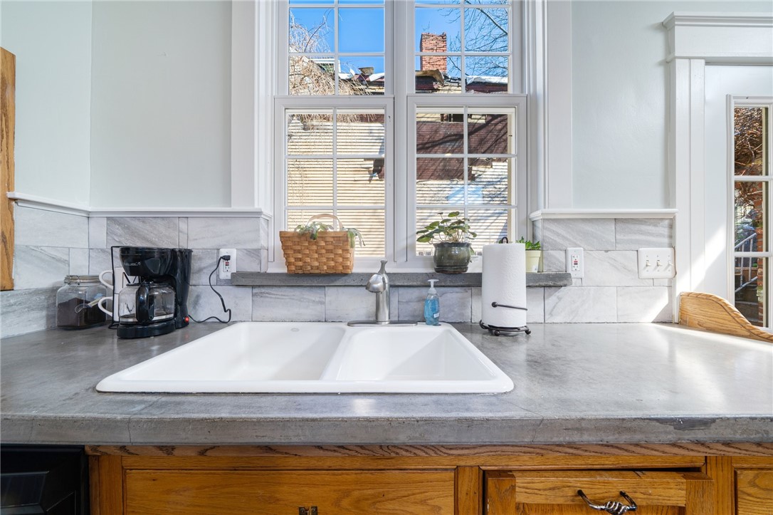 3934 Mintwood Street