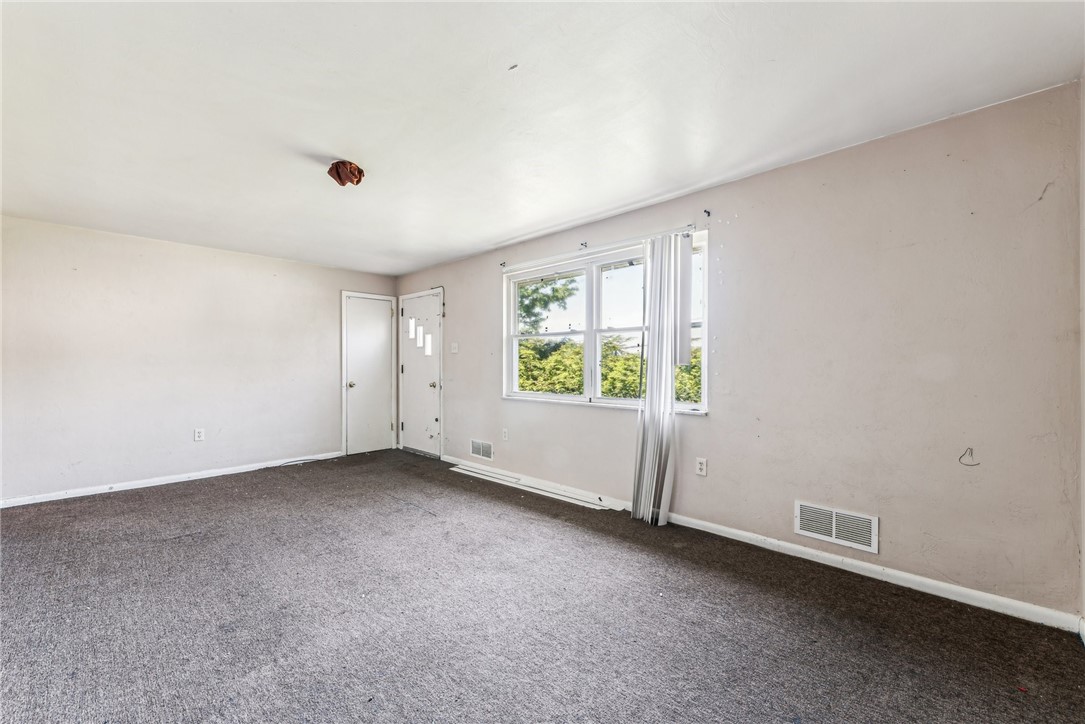 300 Stratmore Street