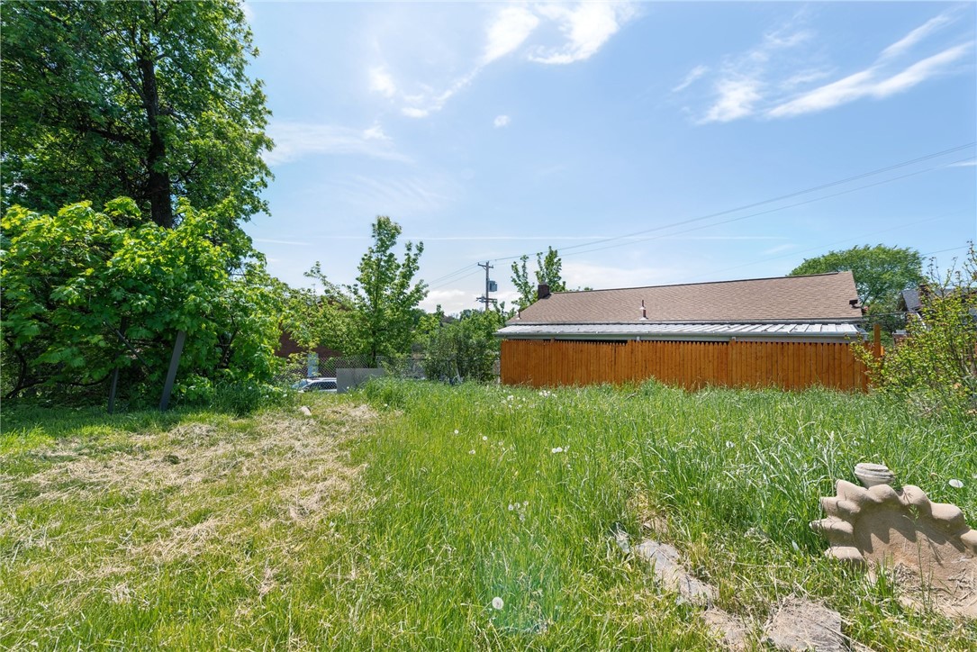 300 Stratmore Street