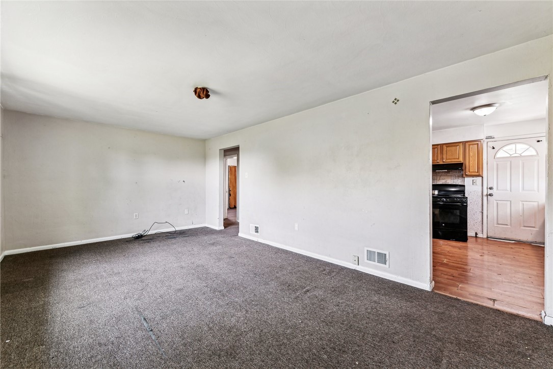 300 Stratmore Street