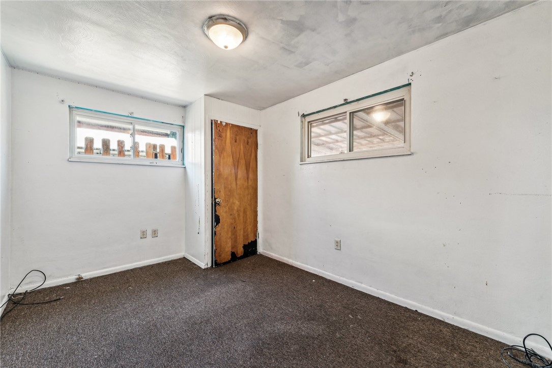 300 Stratmore Street