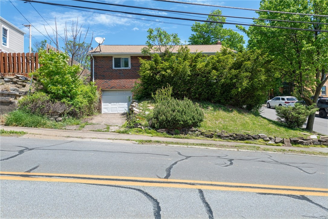 300 Stratmore Street