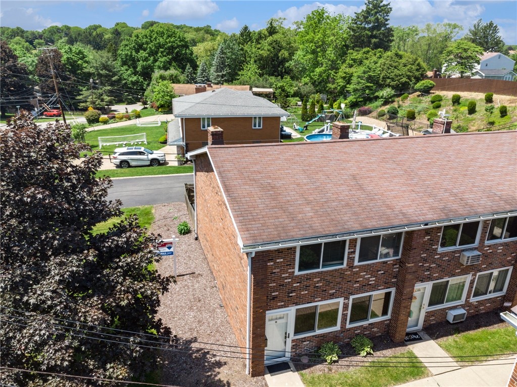 601 Highland Pines Ct