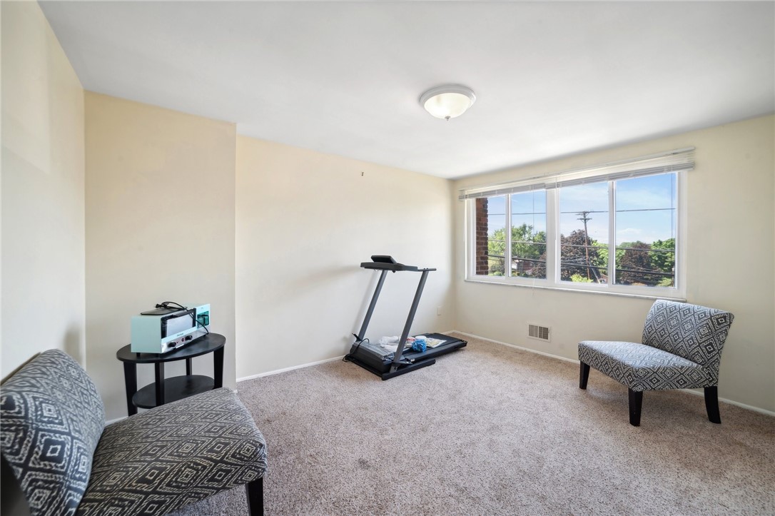 601 Highland Pines Ct