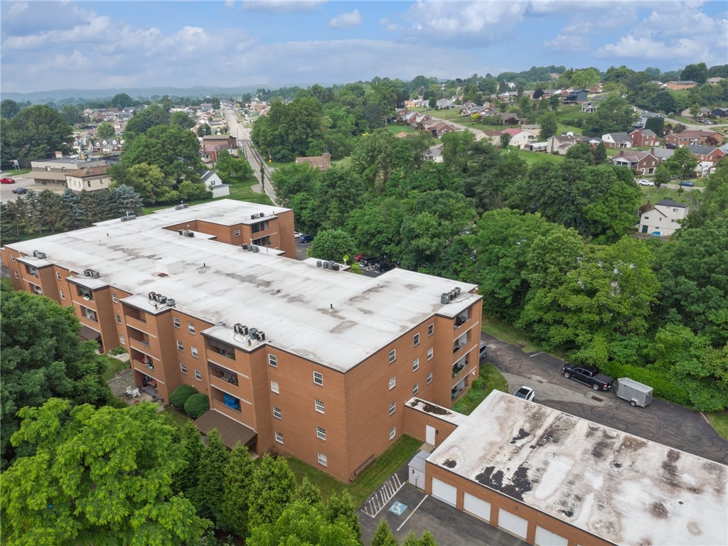 2850 Edgecliff Rd 32