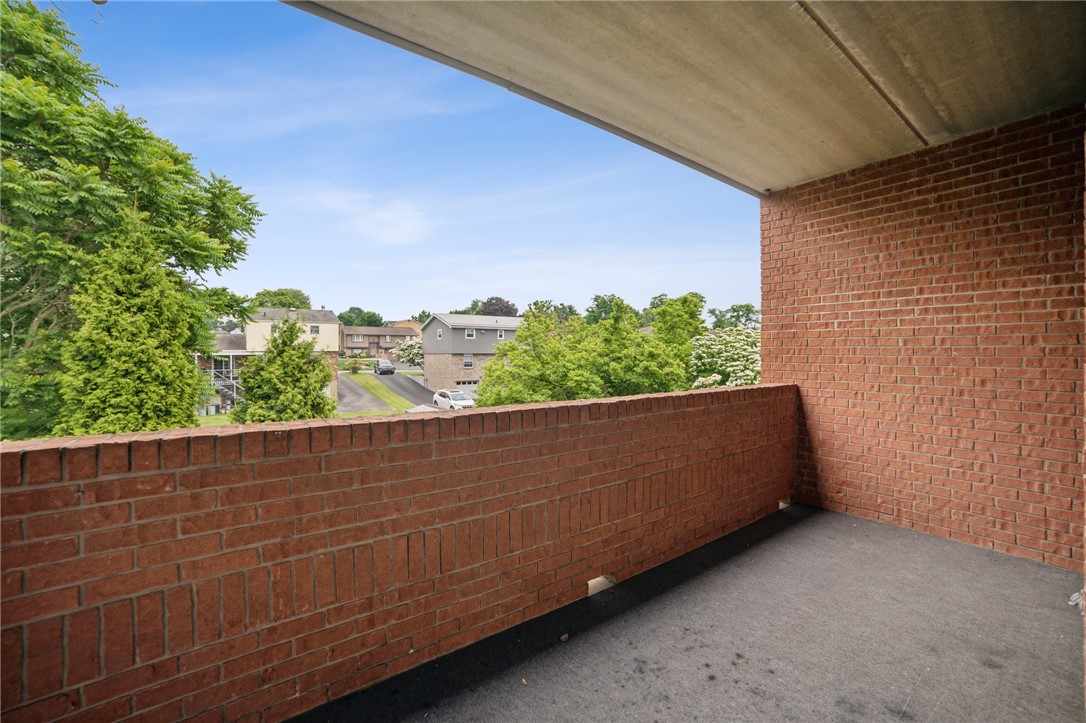 2850 Edgecliff Rd 32