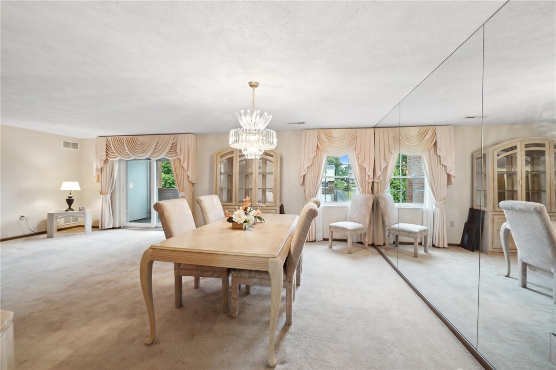 2850 Edgecliff Rd 32