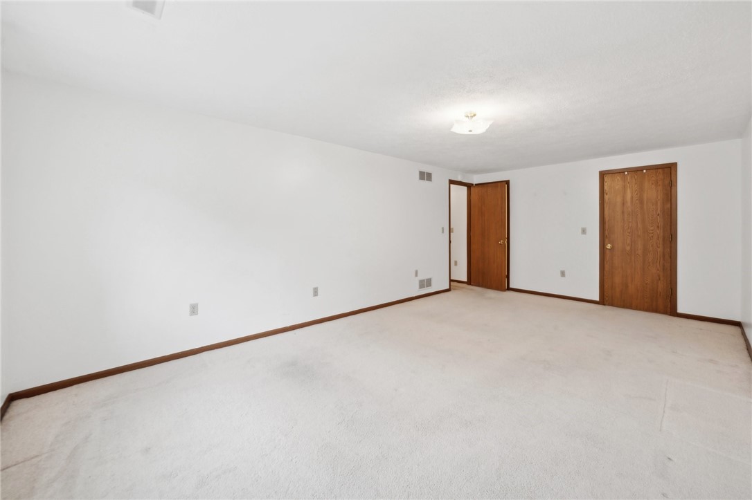 2850 Edgecliff Rd 32