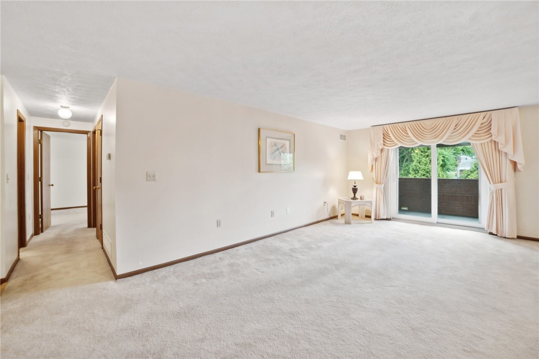 2850 Edgecliff Rd 32