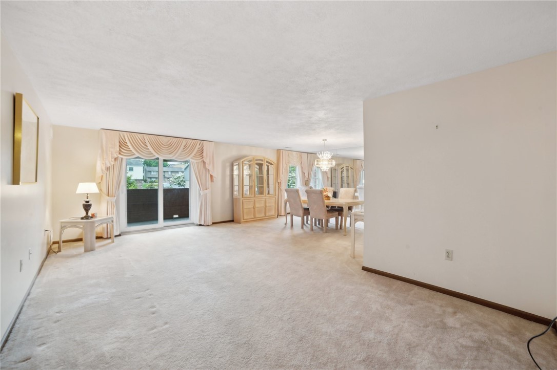 2850 Edgecliff Rd 32