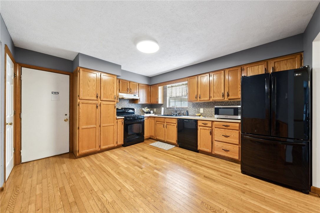 116 Buttercup School Rd.