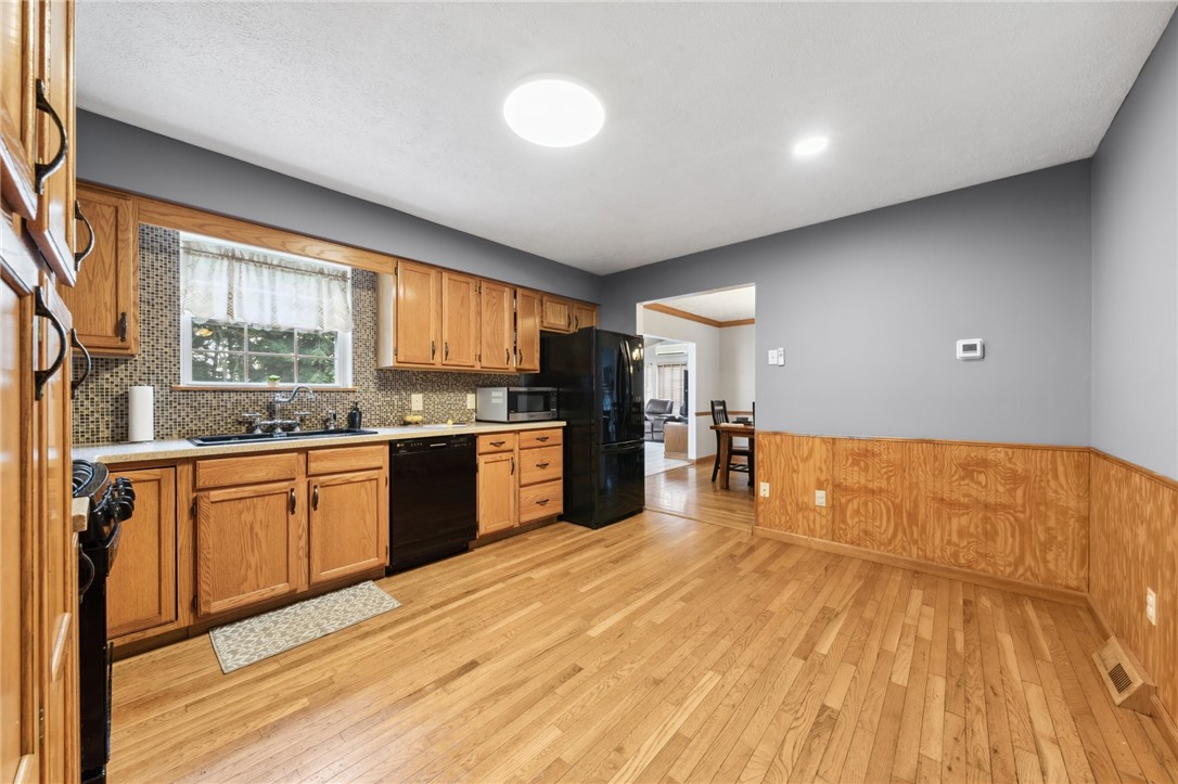 116 Buttercup School Rd.