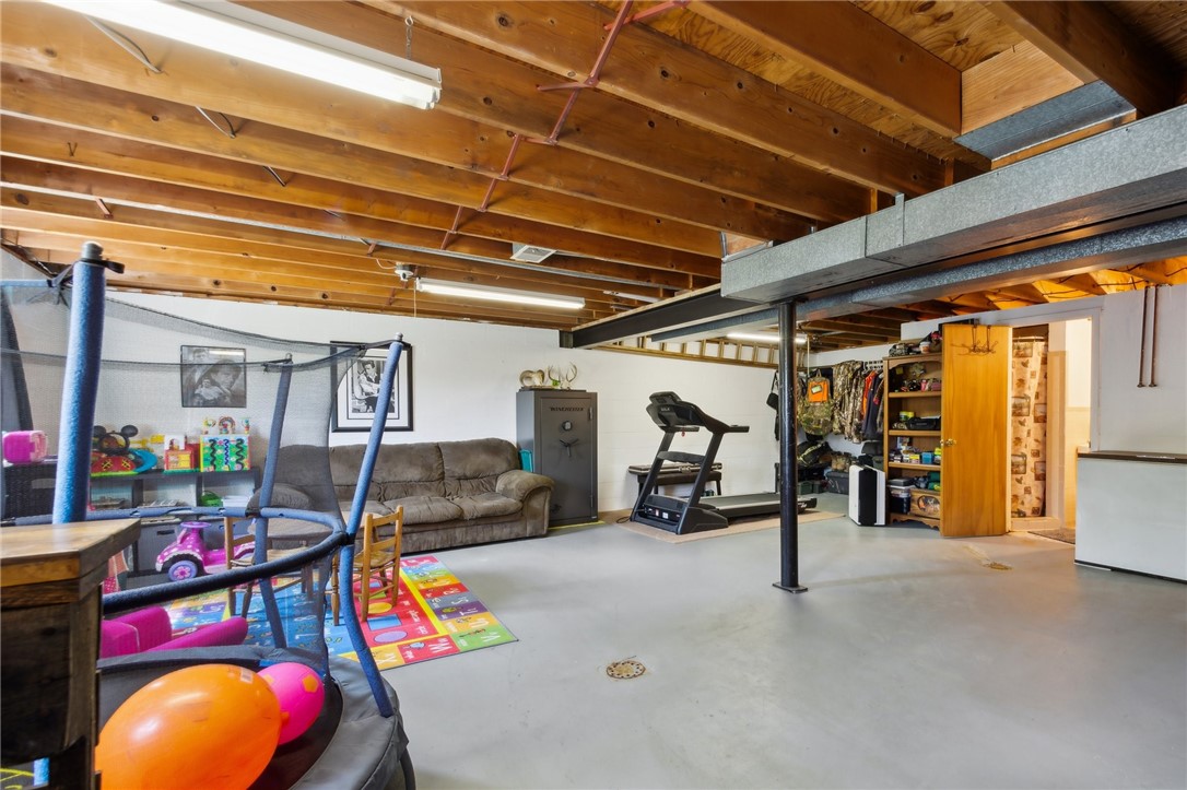 1213 Lower Mateer Road