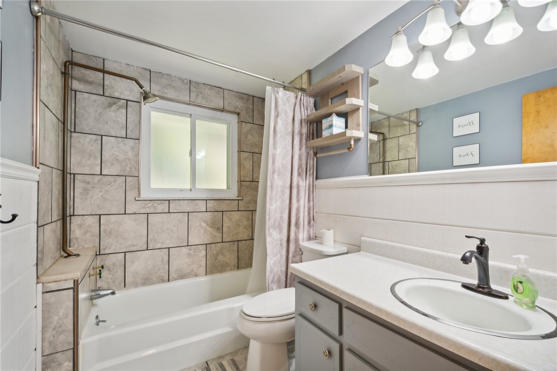 1213 Lower Mateer Road