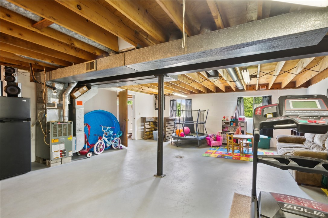 1213 Lower Mateer Road