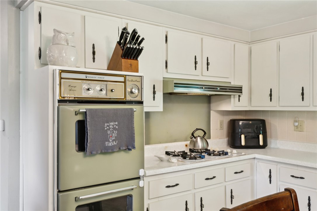 1213 Lower Mateer Road