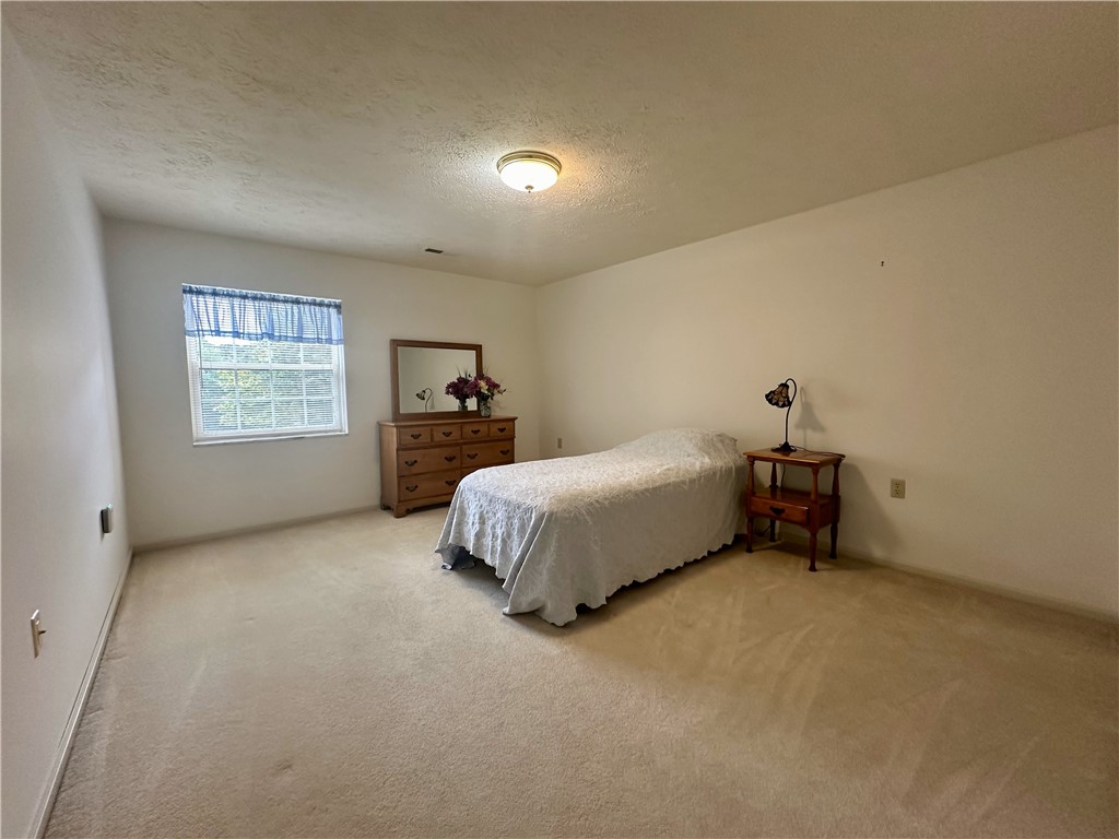 2850 Edgecliff Rd 22