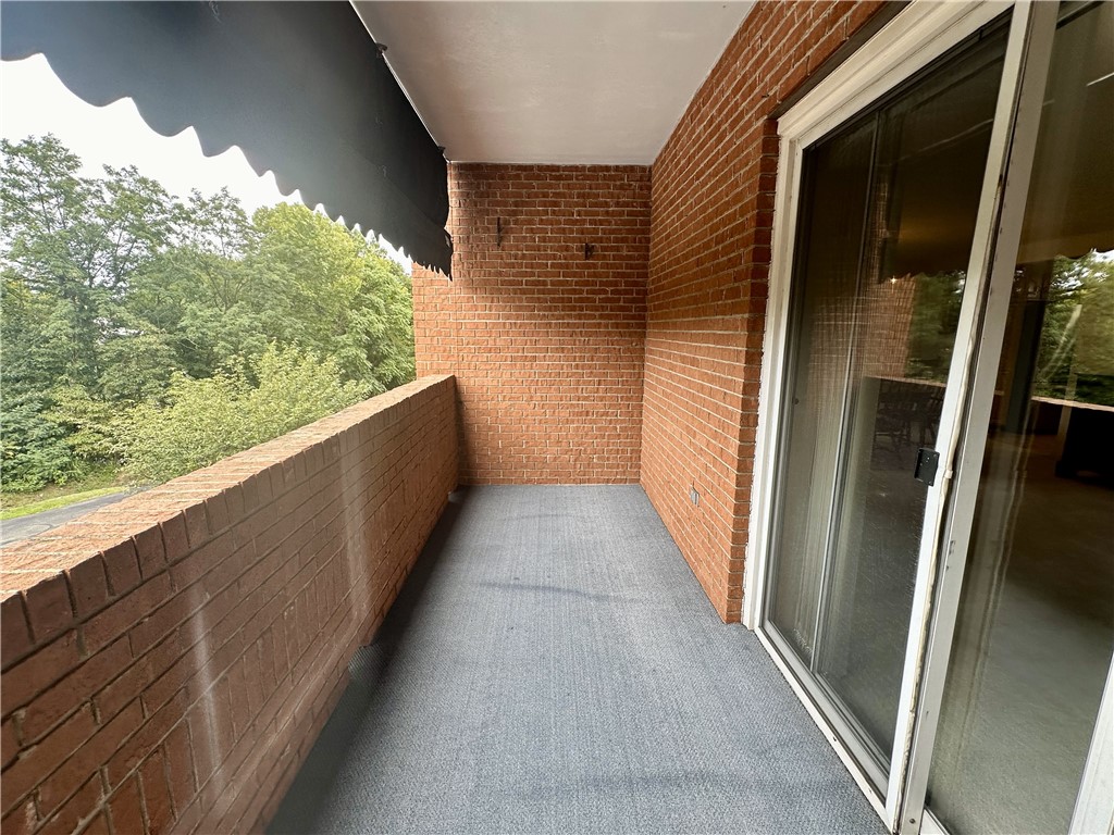 2850 Edgecliff Rd 22