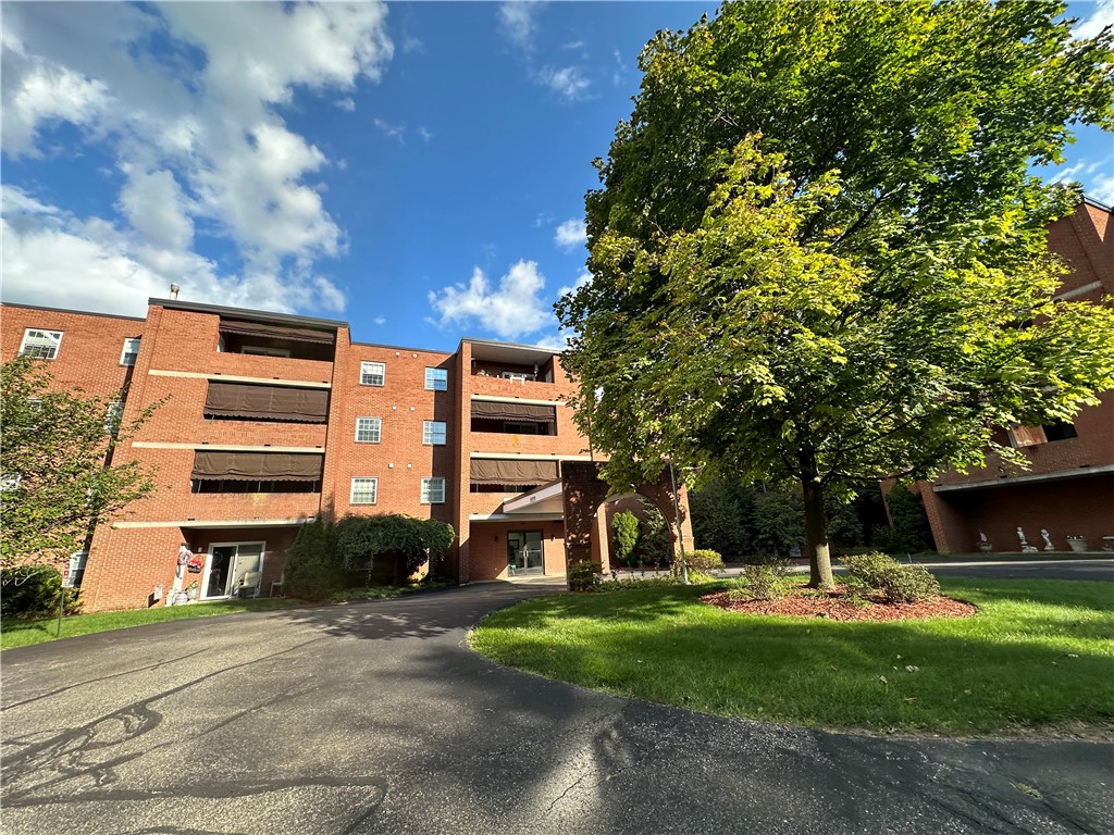 2850 Edgecliff Rd 22