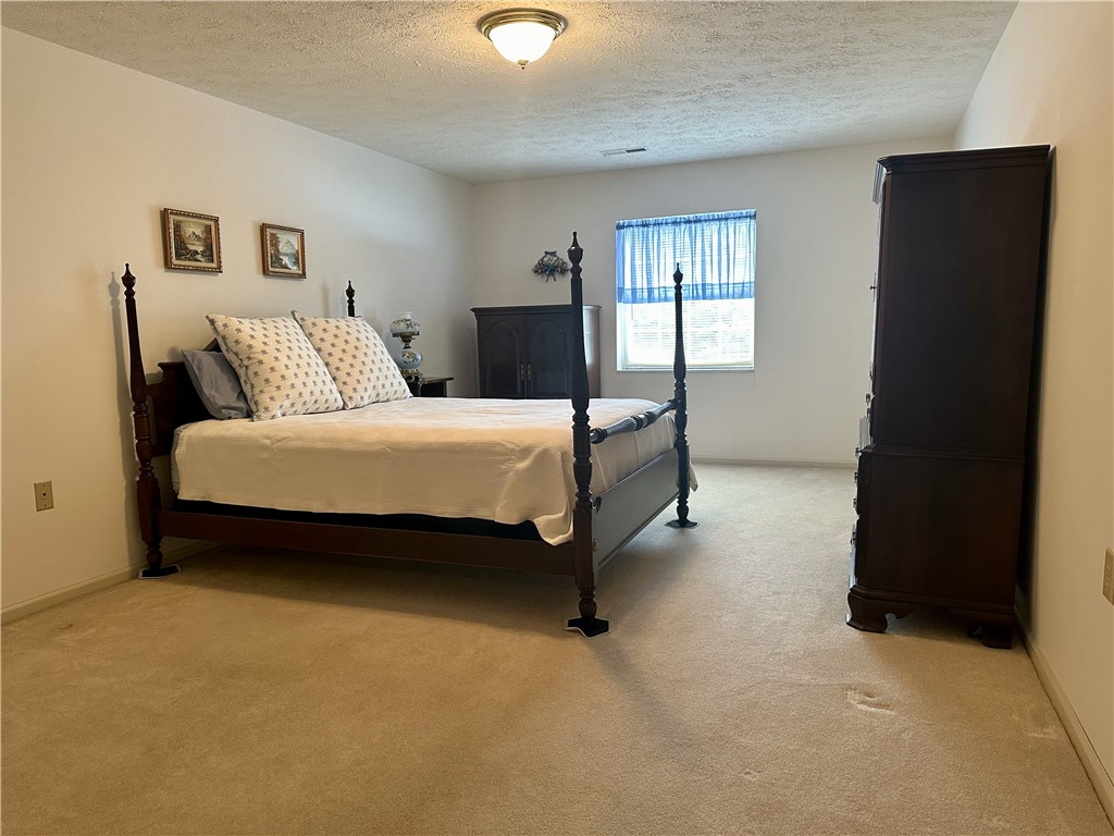 2850 Edgecliff Rd 22