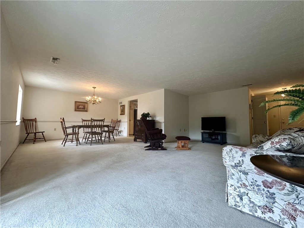 2850 Edgecliff Rd 22