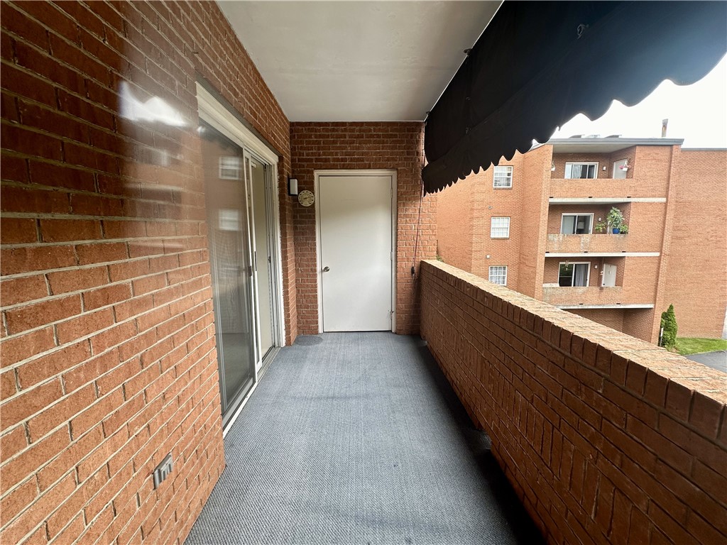 2850 Edgecliff Rd 22