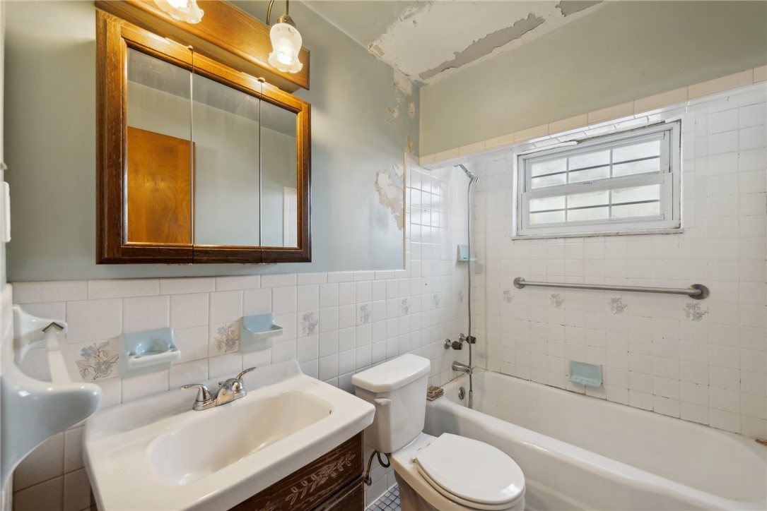 226 Old Leechburg Rd