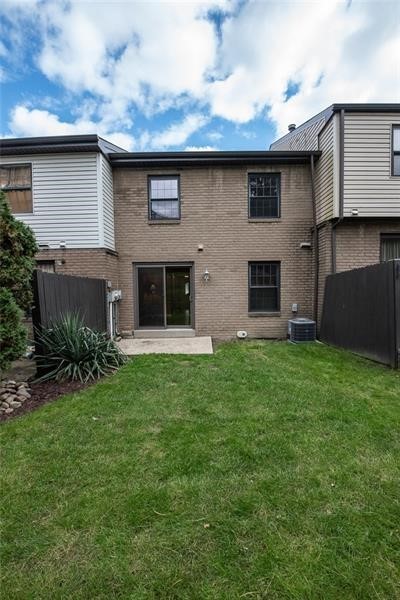 203 Rainprint Ln