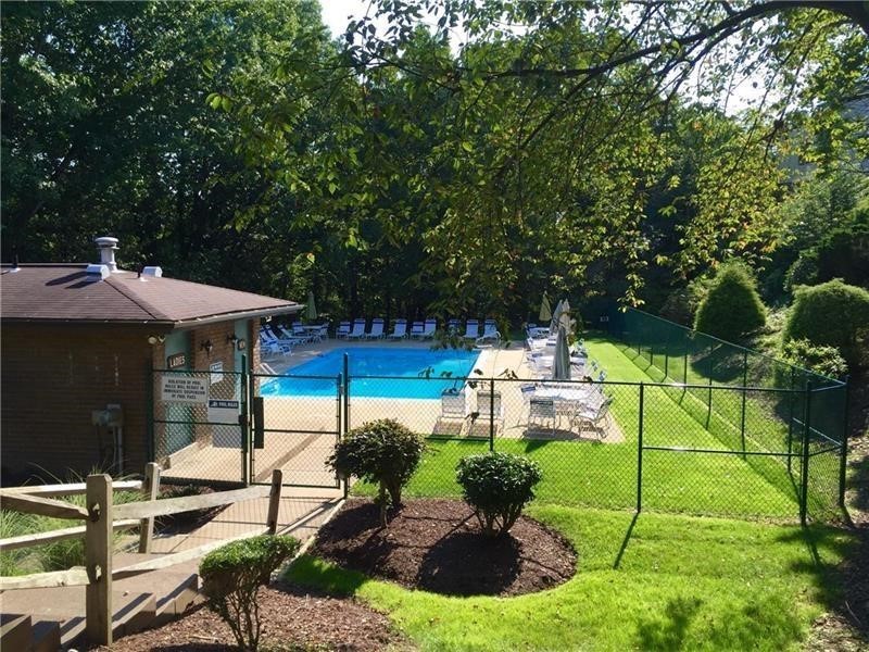 203 Rainprint Ln