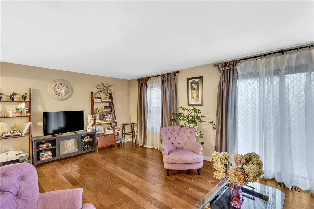 203 Rainprint Ln