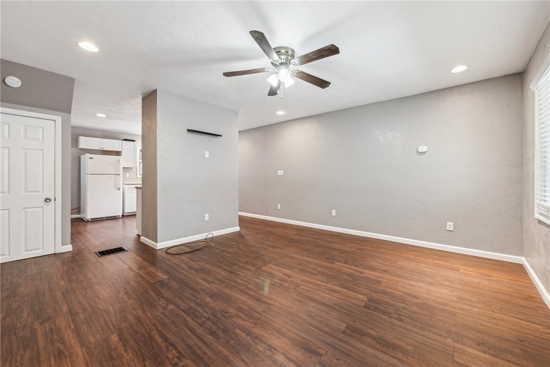 283 Sherman Ave