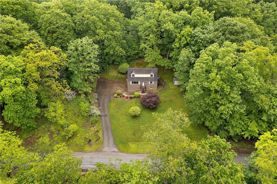 152 Log Cabin Road
