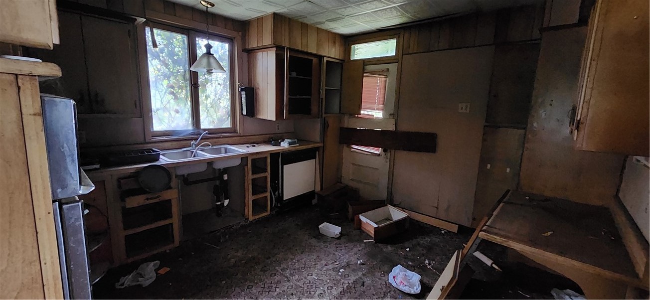 542 Franklin St Apt, suite, floor, etc.