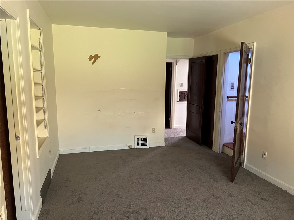 1512 Ridge Ave