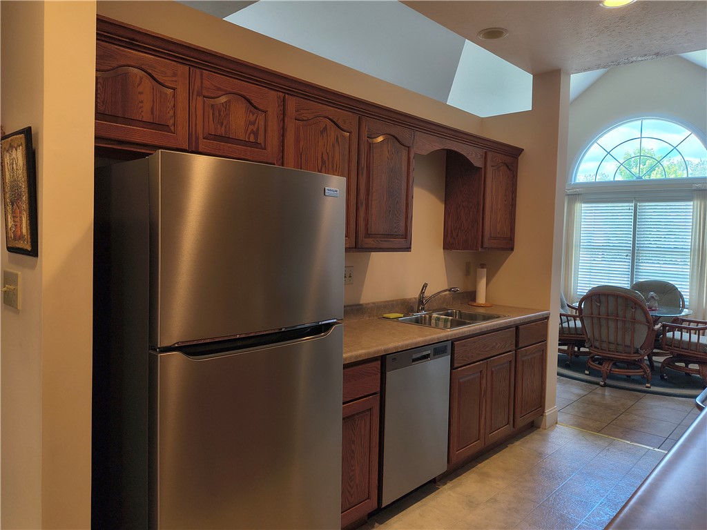 3701 TUDOR DR