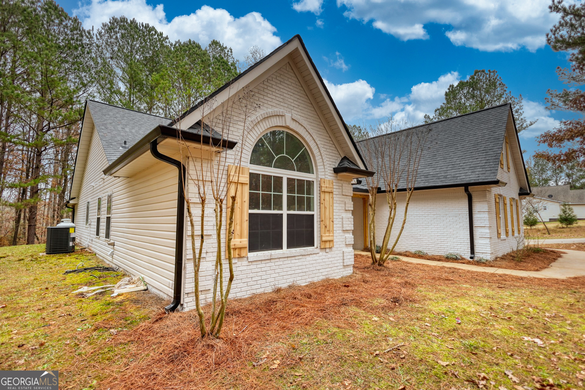 1020 Brenda Lane