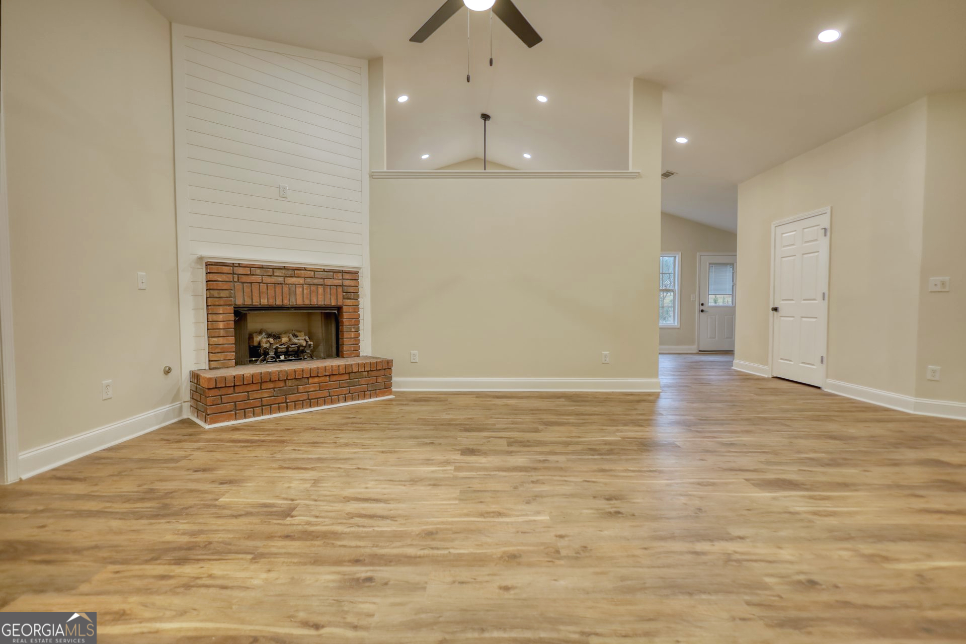 1020 Brenda Lane