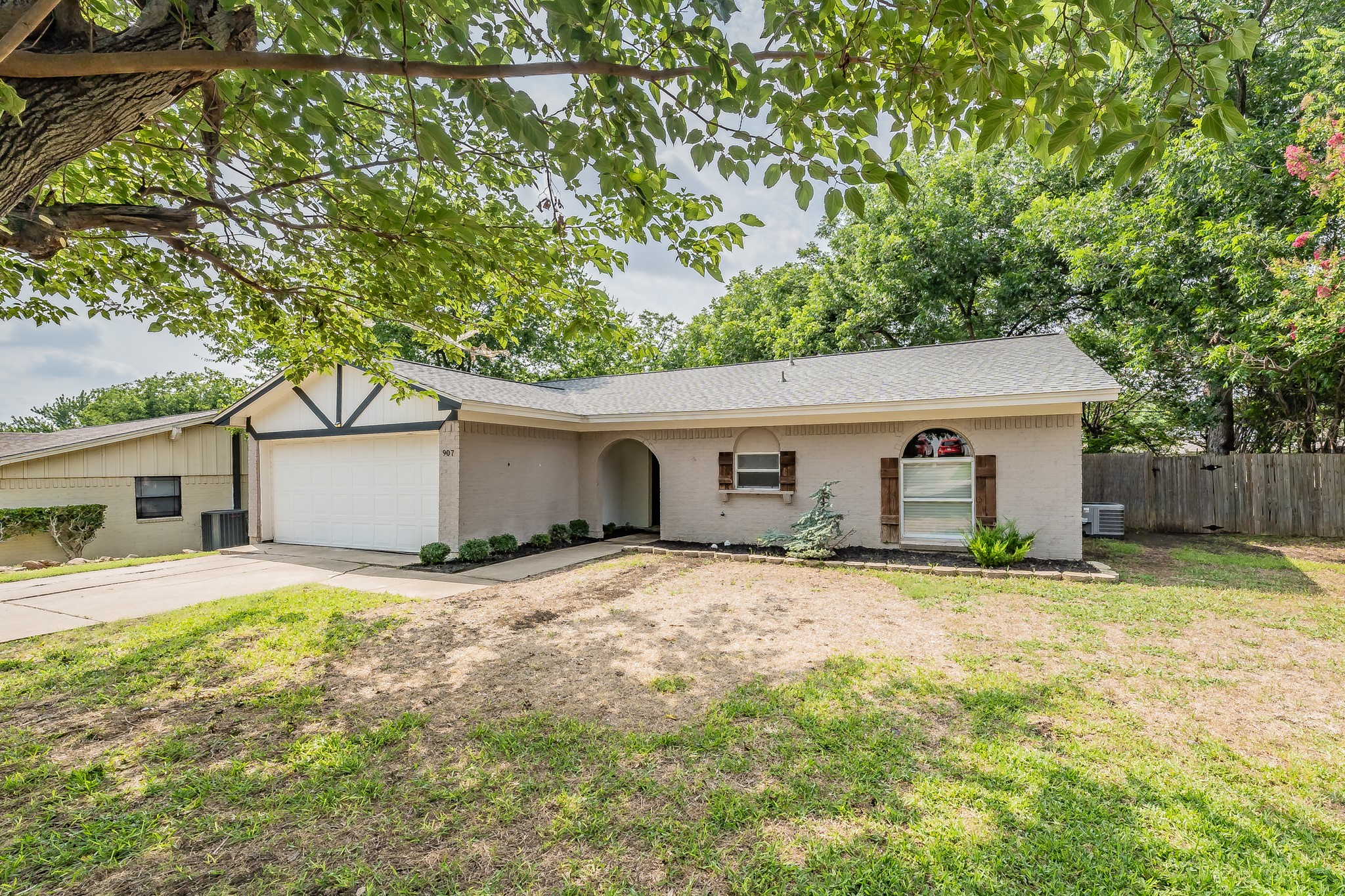 907 Wabash Court