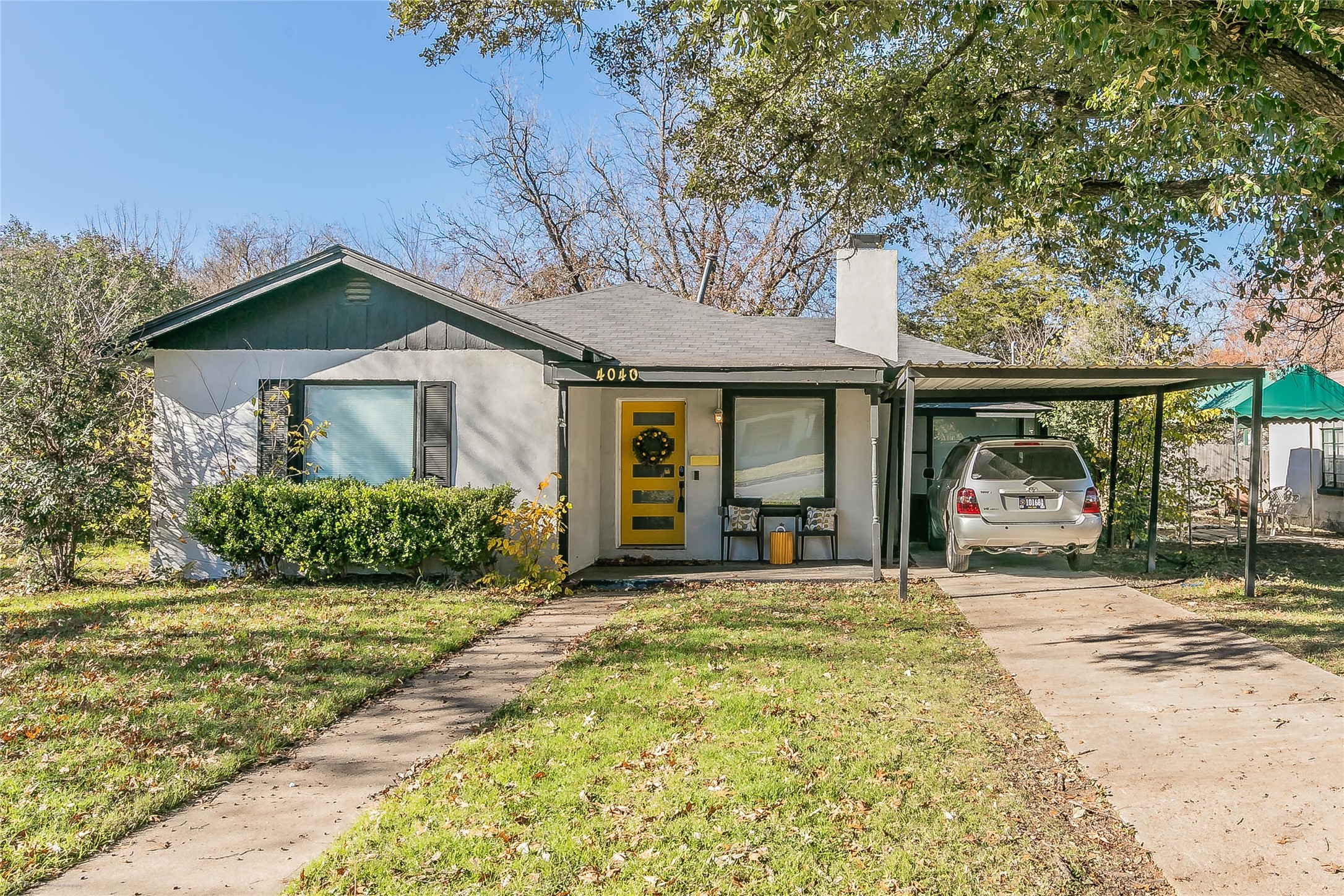 4040 Carolyn Road