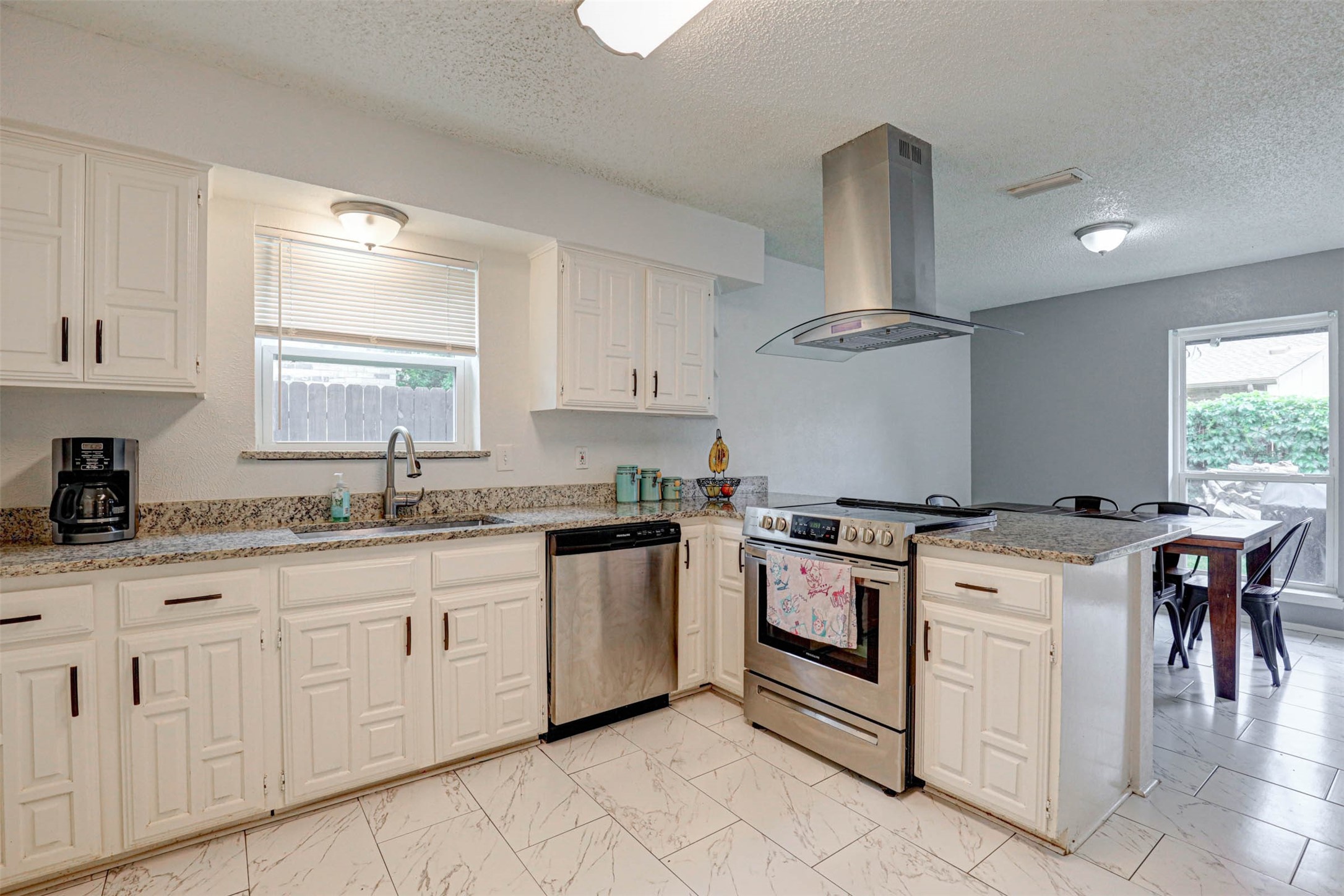 3509 Willow Ridge Drive