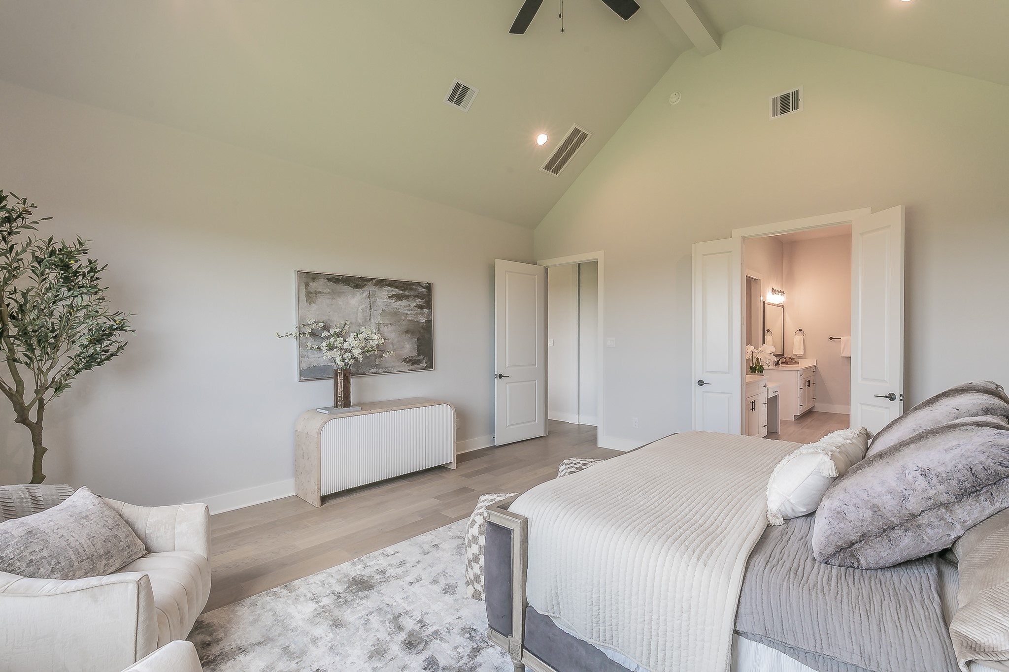 221 Bel Grand Road