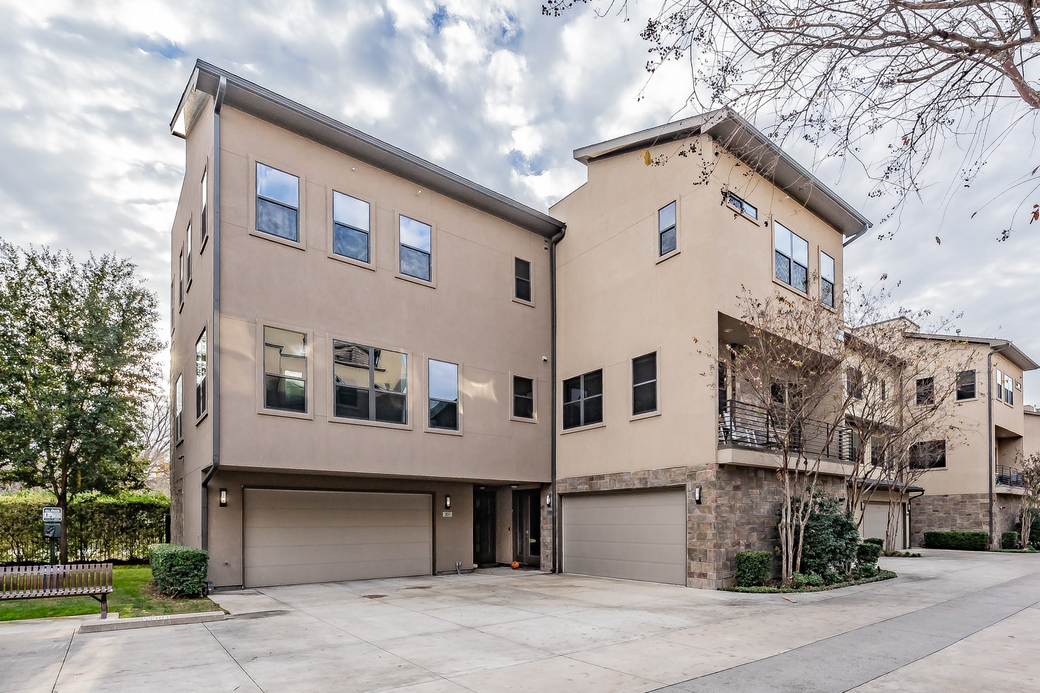 1717 Annex Avenue 302