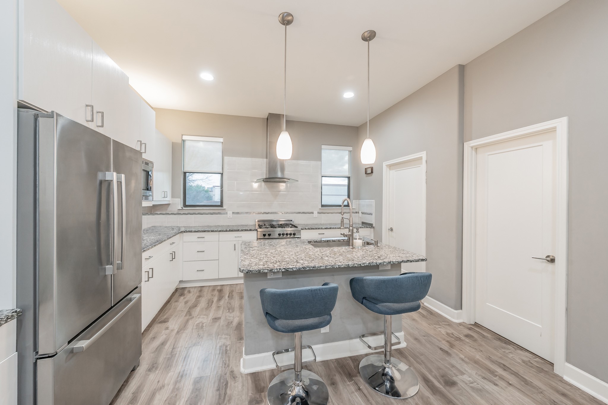 1717 Annex Avenue 302
