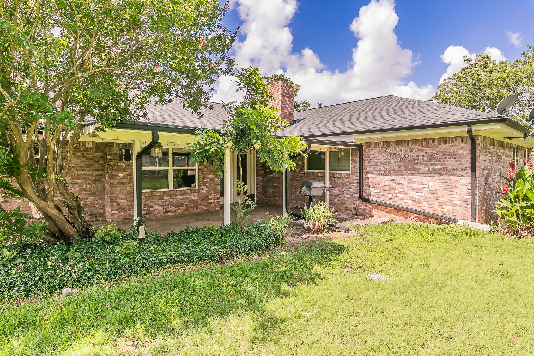 3401 Peachtree Lane