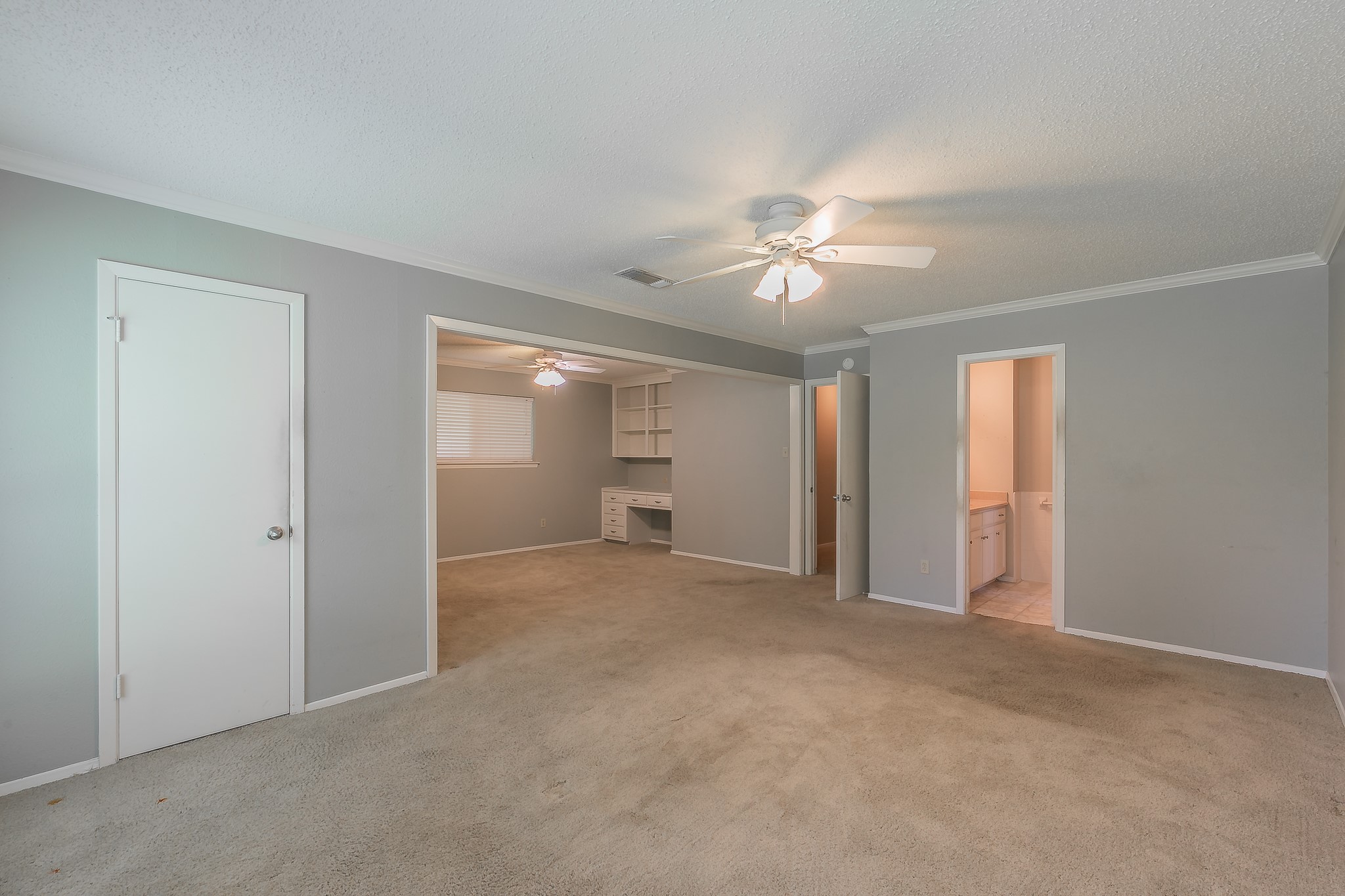 3401 Peachtree Lane