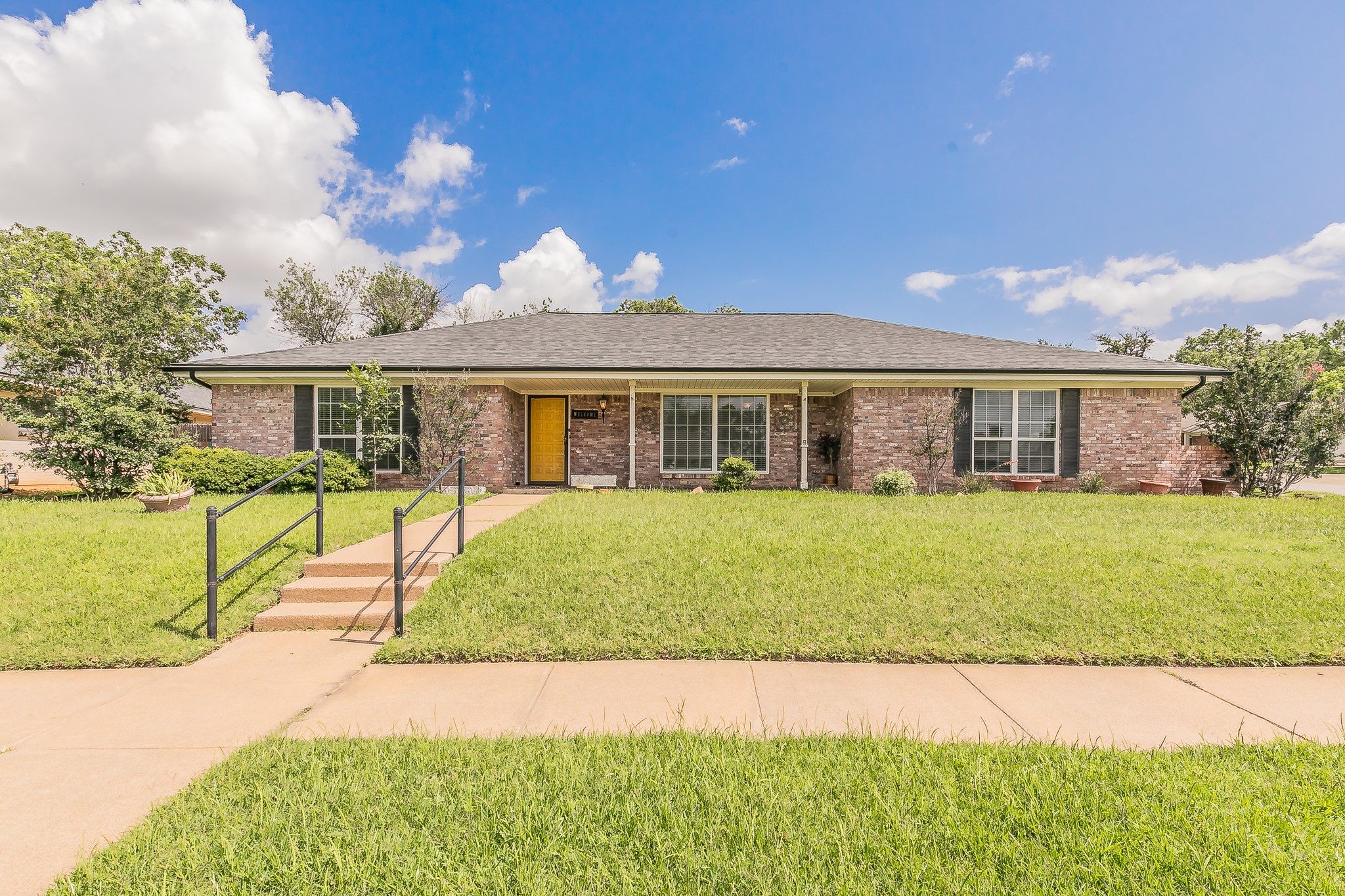 3401 Peachtree Lane