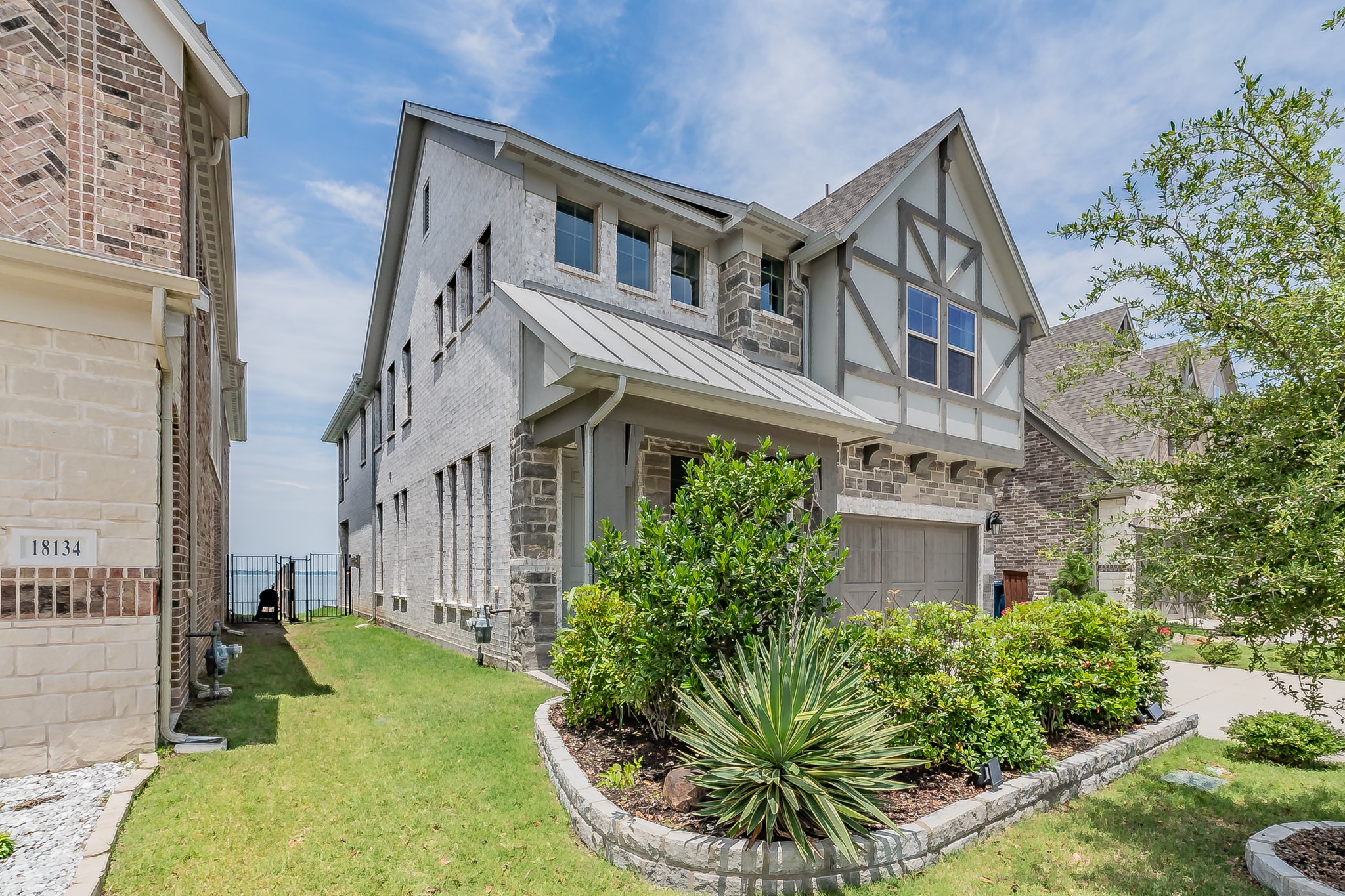 18132 Lakefront Court