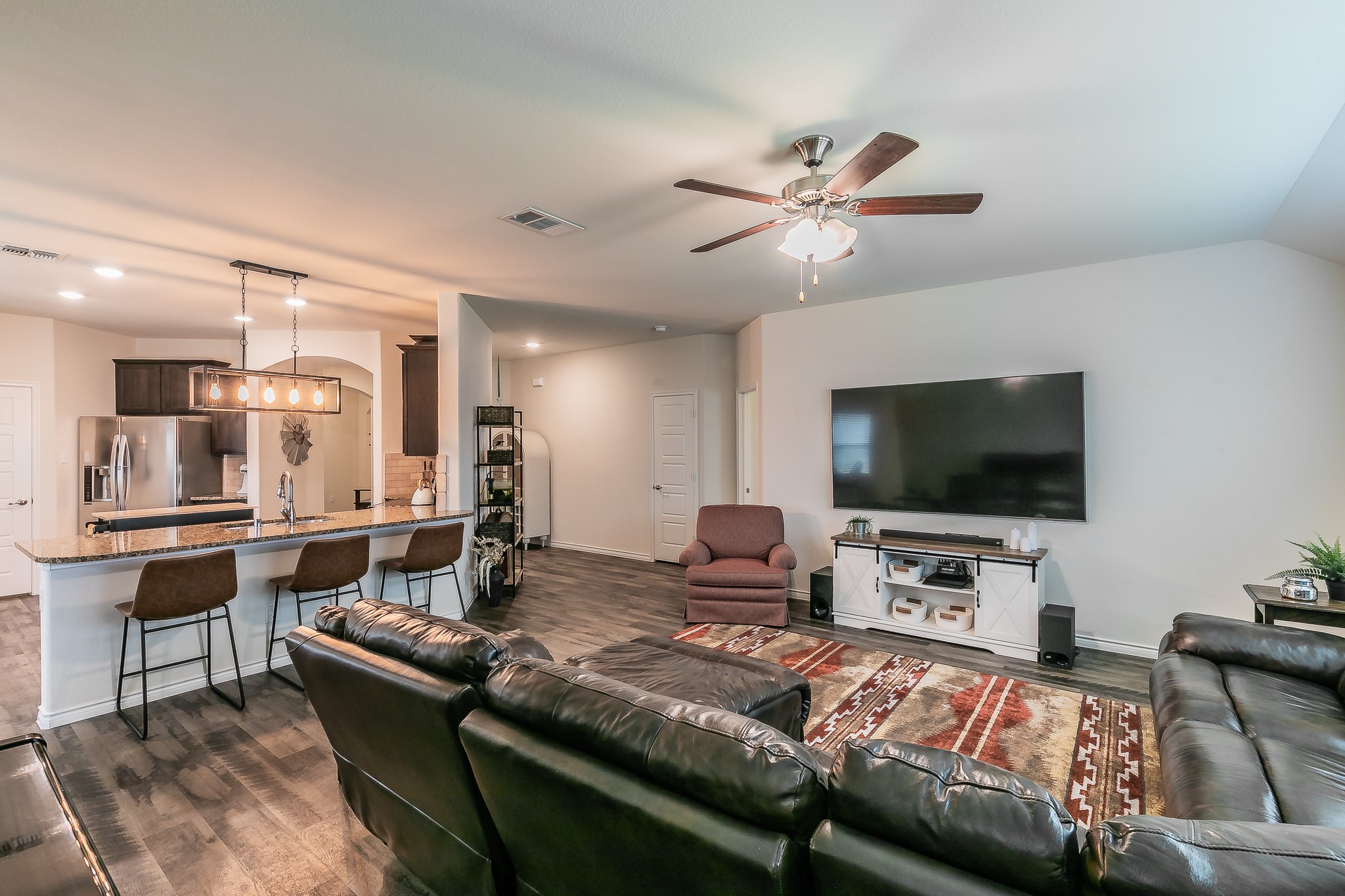 3213 Honeycomb Way